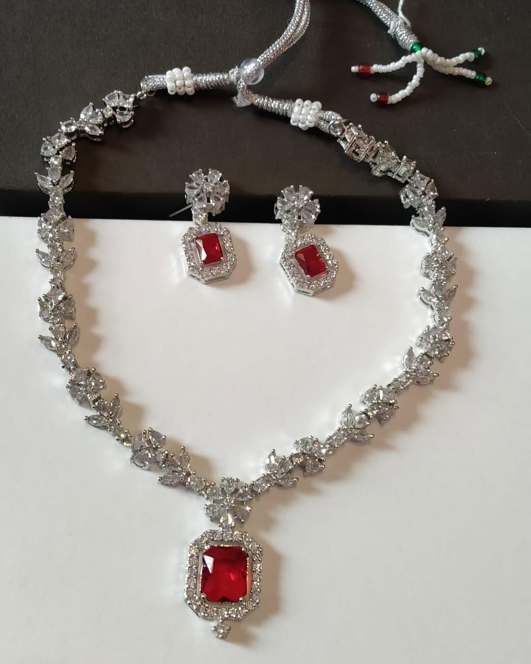 Ruby Charm | JW1008